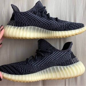 Yeezy Boost 350 V2 Carbon